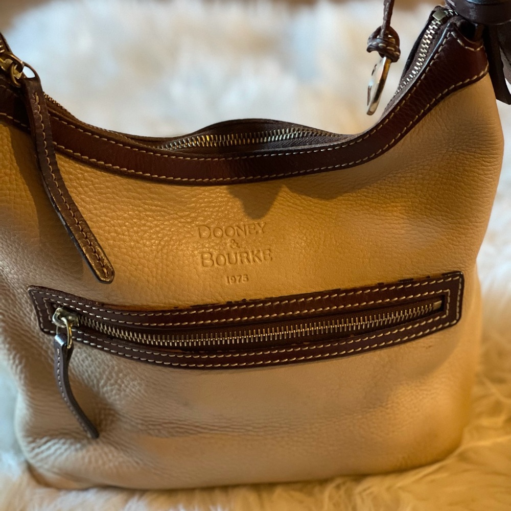Dooney & Bourke